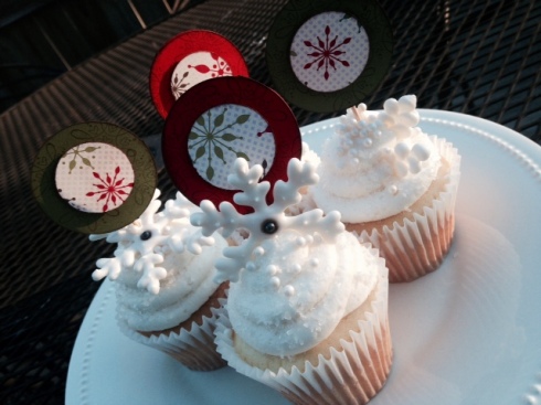 Snowflake Cupcakes 1